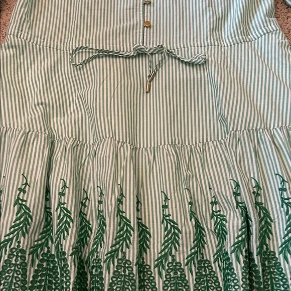 Lands' End Green Striped Dress with Floral Hem - Picture 4 of 12